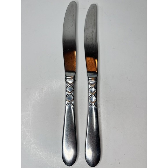 Gorham Studio Stainless Steel 5pc Place Setting Gorham 18/8 Stainless Flatware 5 pc Place Setting + extra knife X Pattern